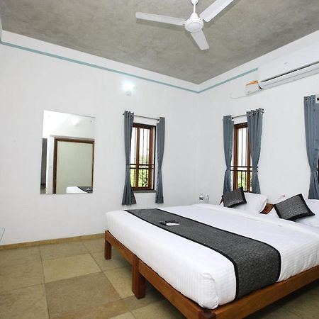Hotel Du Palais - Auroville Beach Pondicherry Bagian luar foto