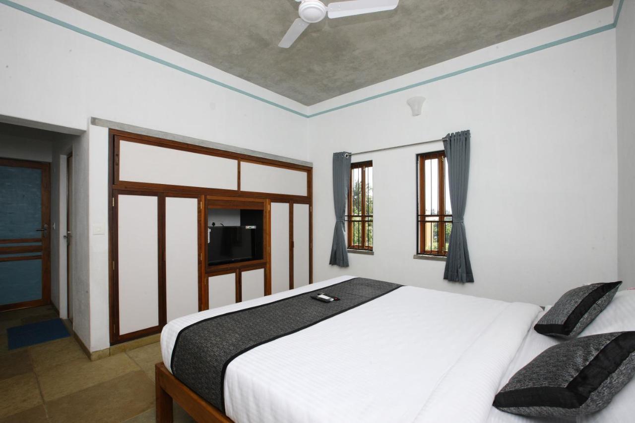 Hotel Du Palais - Auroville Beach Pondicherry Bagian luar foto