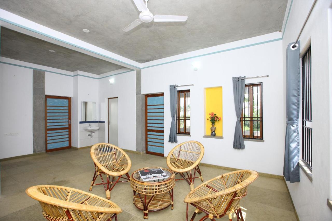 Hotel Du Palais - Auroville Beach Pondicherry Bagian luar foto