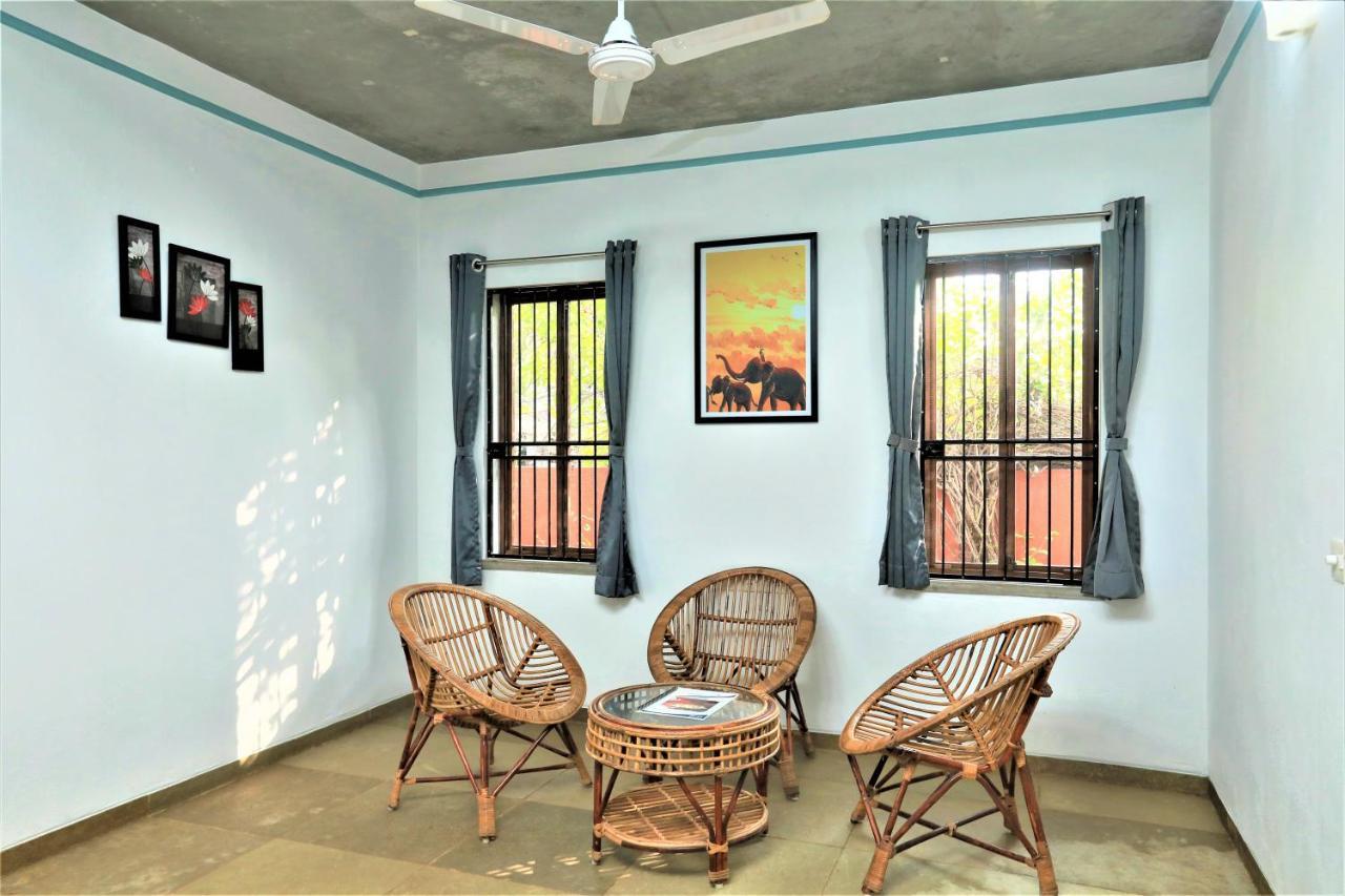 Hotel Du Palais - Auroville Beach Pondicherry Bagian luar foto